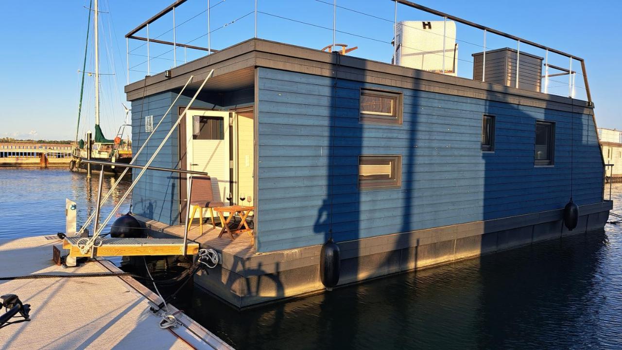 Hotel Hausboot Harmonie Stralsund Exterior foto