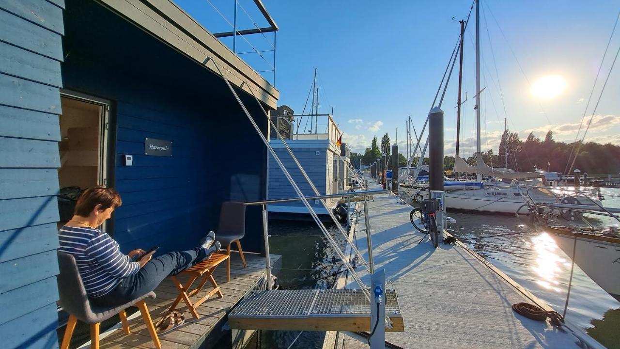 Hotel Hausboot Harmonie Stralsund Exterior foto