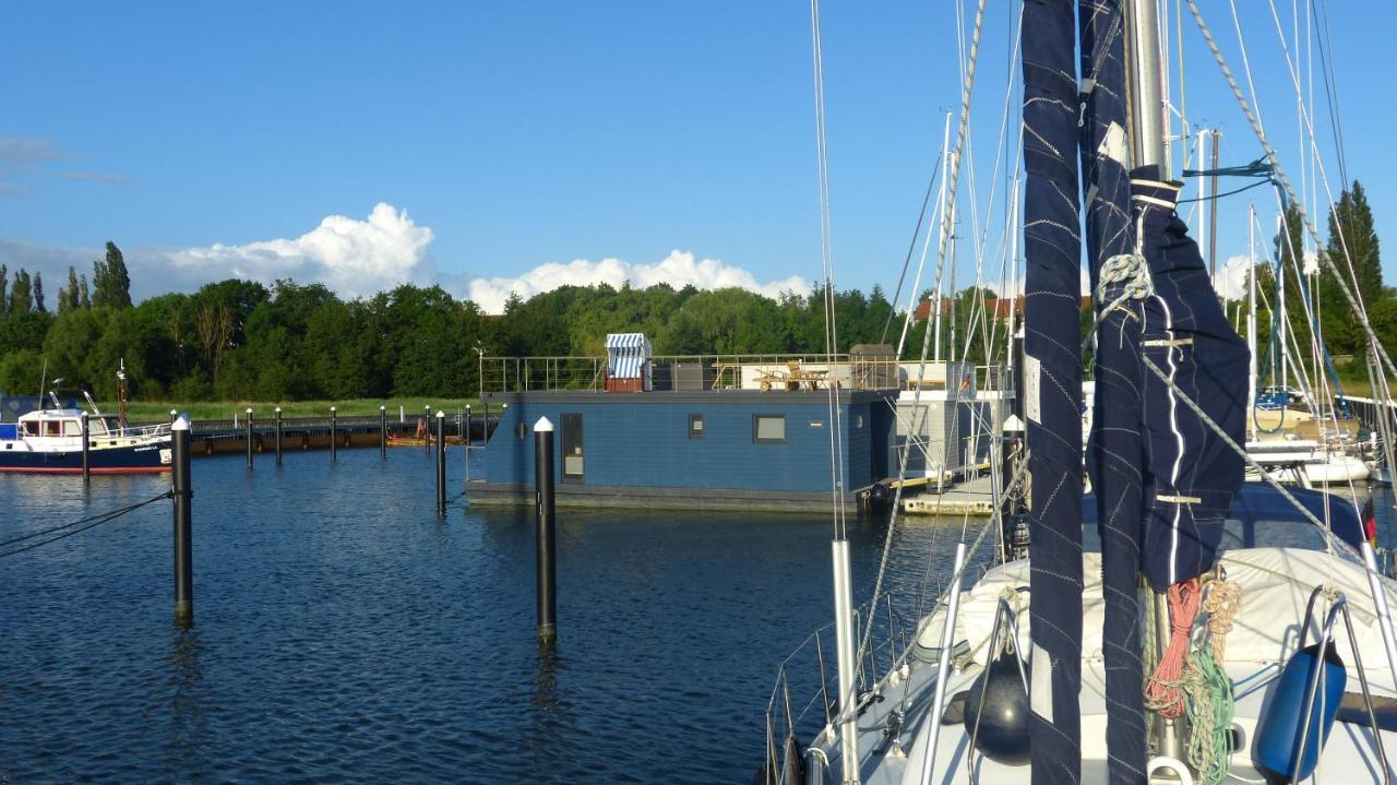 Hotel Hausboot Harmonie Stralsund Exterior foto
